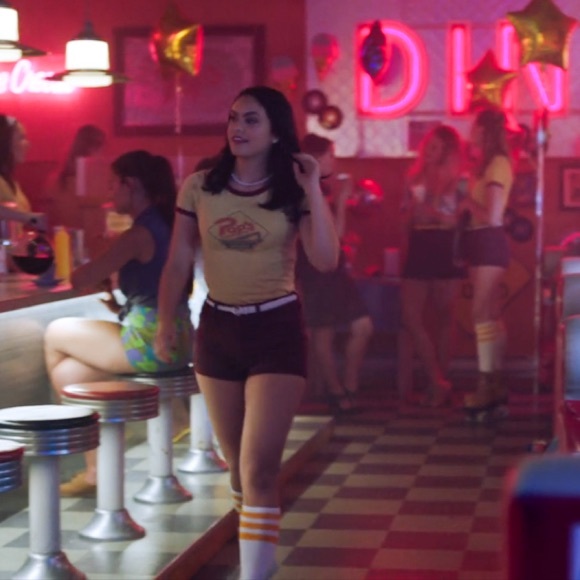 american eagle denim x hi-rise burgundy shortie shorts - Picture 6 of 8